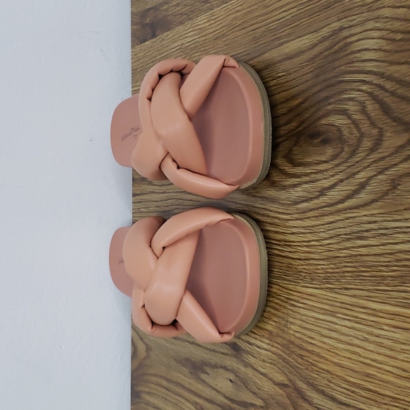 Women's Cosette Padded Slide Sandals - Universal Thread™ Coral Size 9 - Picture 5 of 8